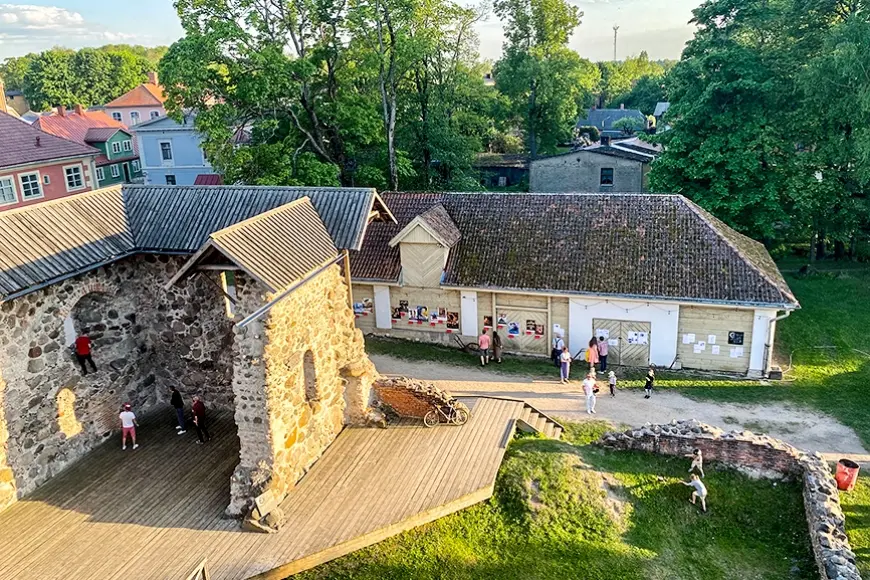 Muzeju nakts Limbažos – par un ap deviņdesmitajiem gadiem