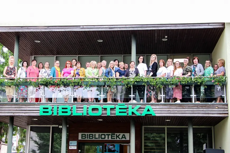 Limbažu novada bibliotekāri satiekas ar kolēģiem Dobelē