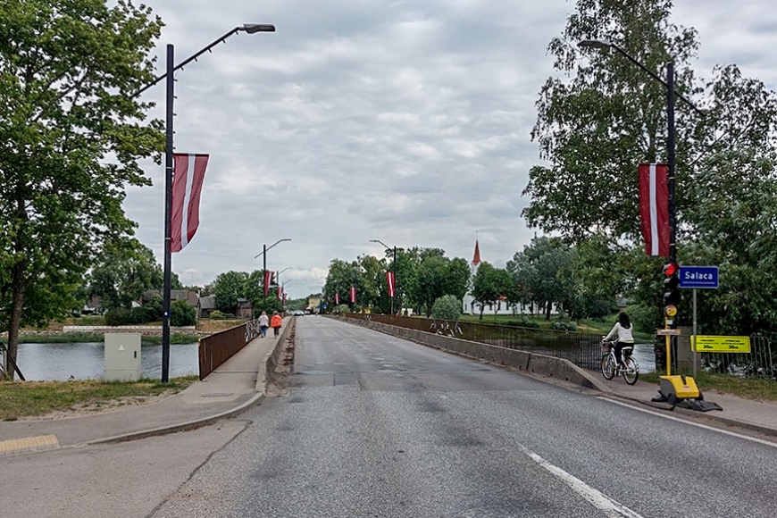 Sapulcē par tilta būvniecību Salacgrīvā izskan daudz jautājumu