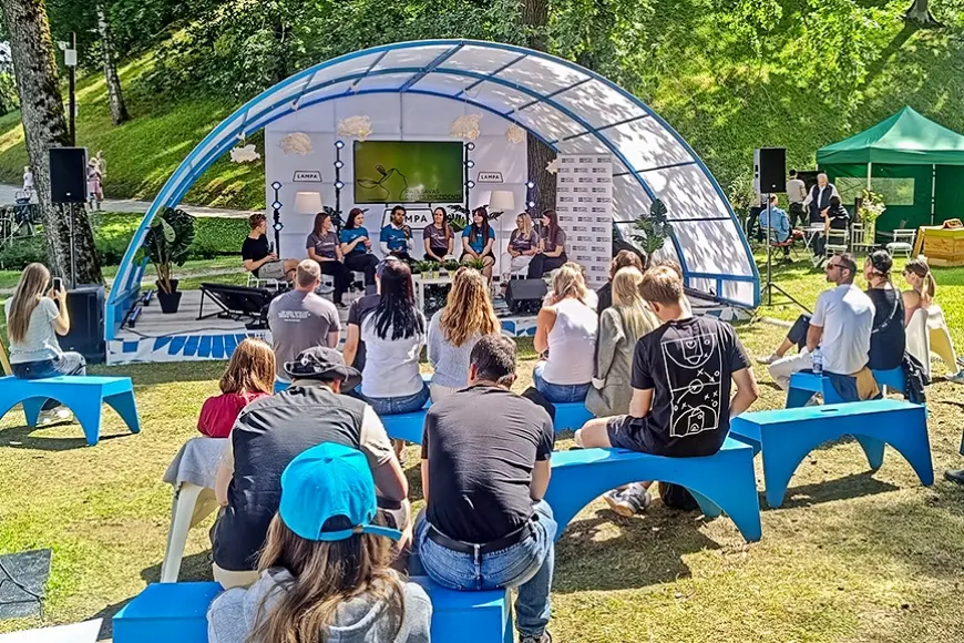 Noslēdzies festivāls «Lampa» jeb runāt mēs mākam