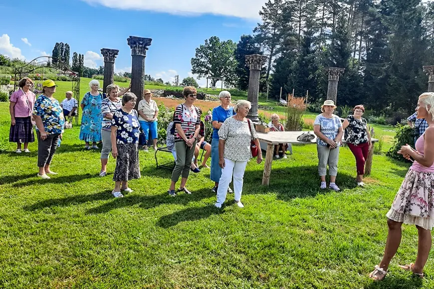 Limbažu seniori vasaras ceļos