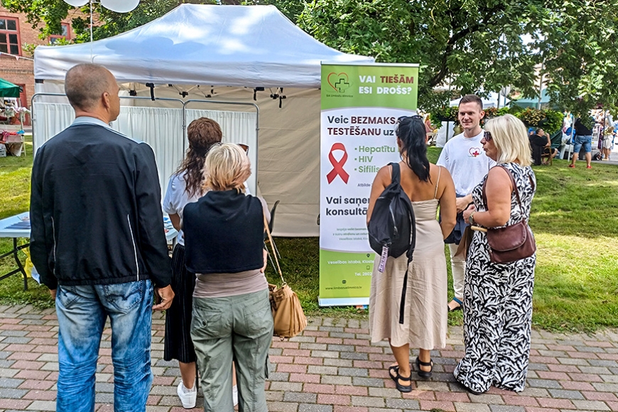 Limbažu slimnīcas Veselības istaba iziet tautā
