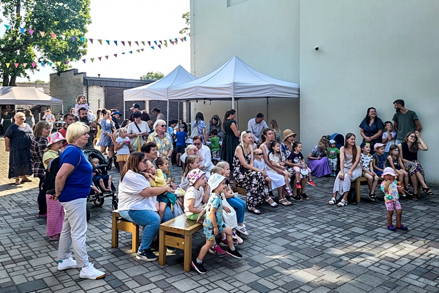 Dobelē aizvadīts 14. amatnieku plenērs (Zemgale)