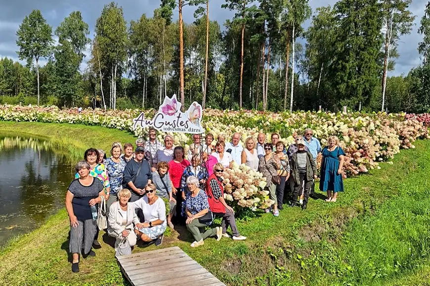 Limbažu pagasta seniori iepazīst kaimiņu novadu