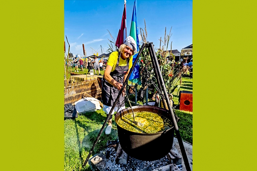 Saldenieki izceļas zupas vārīšanas čempionātā (Kurzeme)