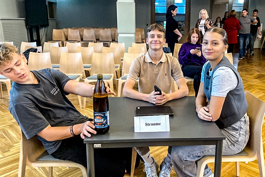 Jāņa Čakstes konkursā iesaistās 16 jauniešu komandas (Zemgale)