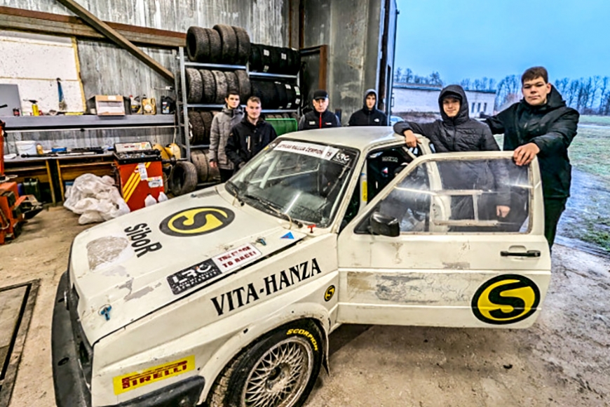 SIA “Salenieku dolomīts” dāvana Malnavas koledžai – rallija auto (Latgale)