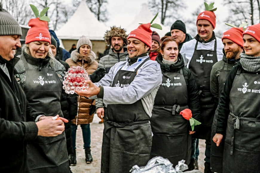 Siguldas gardēžu festivāla šī gada karalis – avene (Vidzeme)