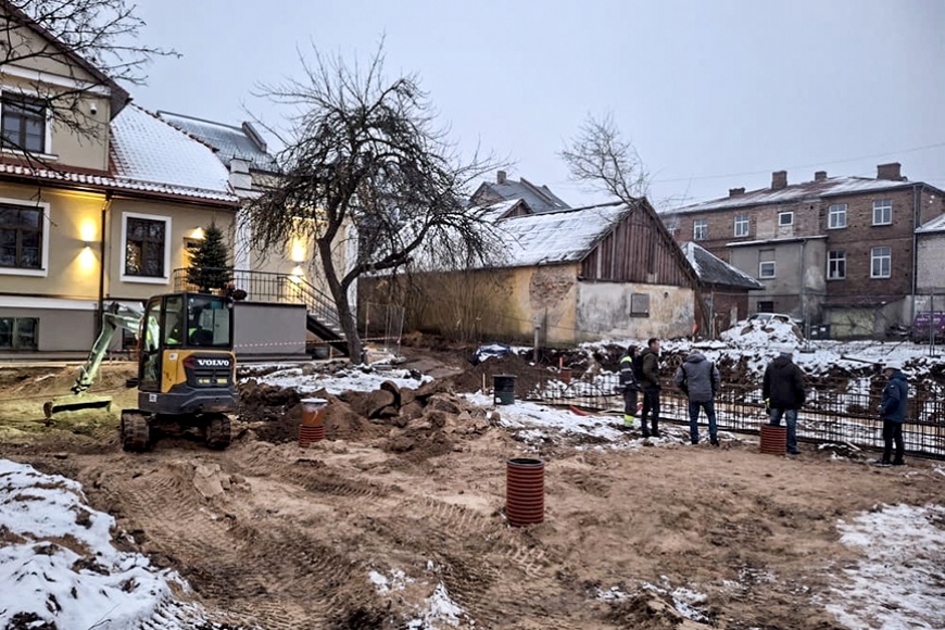 Ziema aptur Saldus vēsturiskā centra pārbūvi (Kurzeme)
