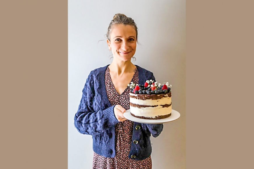 Ilze Limbažos iejutusies un palīdz citiem saldināt viņu svētkus