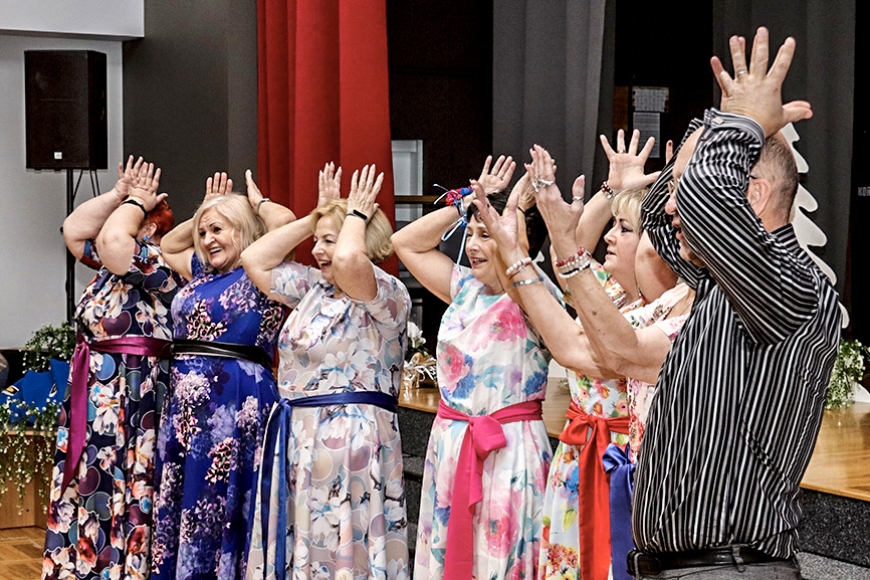 Tārgalē virpuļo “Dziesmu putenis” (Kurzeme)