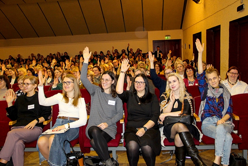 Pedagogi Limbažos tiekas starptautiskā konferencē par pašvadītu mācīšanos