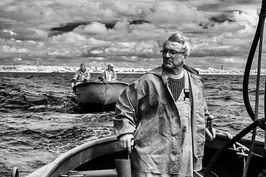 Tapusi grāmata par fotomākslinieku Valdi Braunu