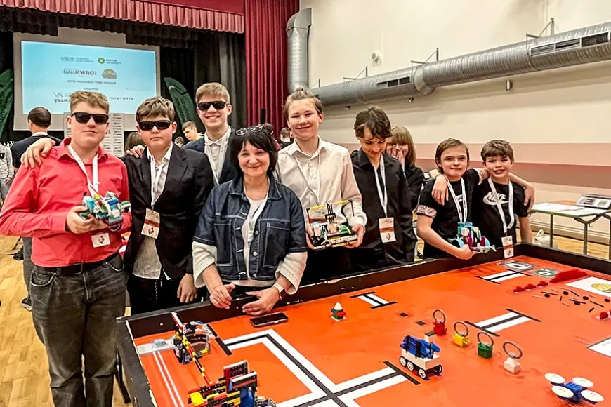 Alojas skolēni starp labākajiem Pasaules robotu olimpiādes nacionālajā finālā