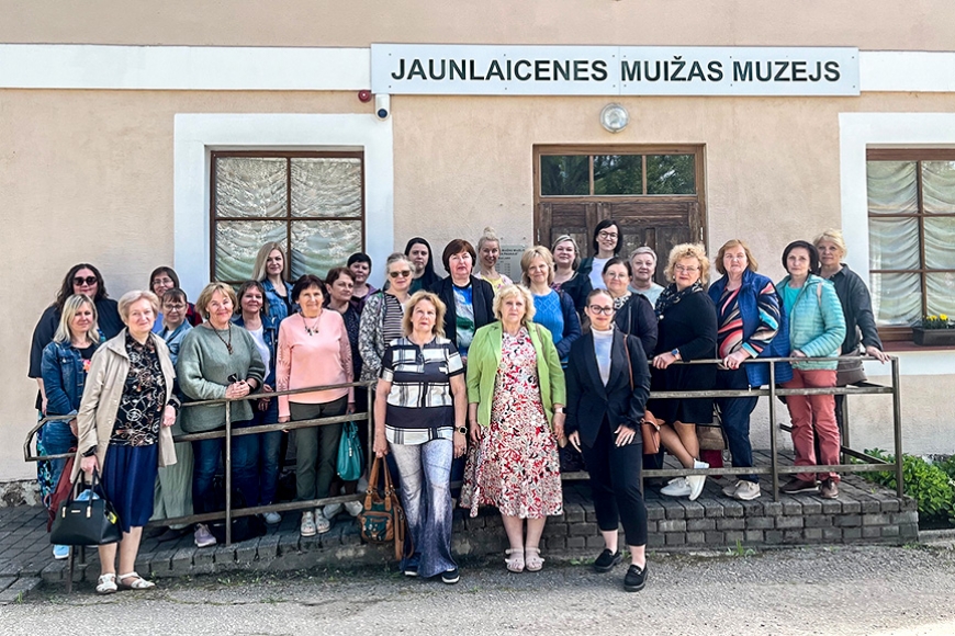 Bibliotekāri iedvesmojas un iepazīst Alūksnes novadu
