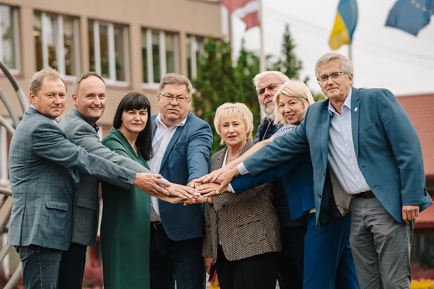 Jūsu uzticība – mūsu pienākums rīkoties atbildīgi