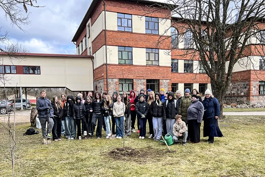 Pāles pamatskola «Nordplus» projektā «Pasaule ar mūsu pēdu nospiedumiem»