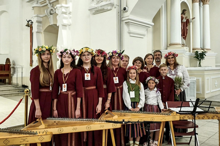 Koklētāji uzstājās festivālā Šauļos