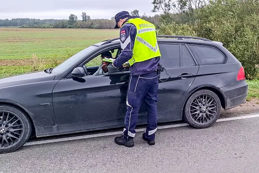 Mūspusē visi iemācījušies uzvesties: policijas reids