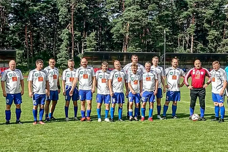 Salacgrīvā aizvadīts tradicionālais Roberta Spuriņa piemiņas kausa turnīrs futbolā