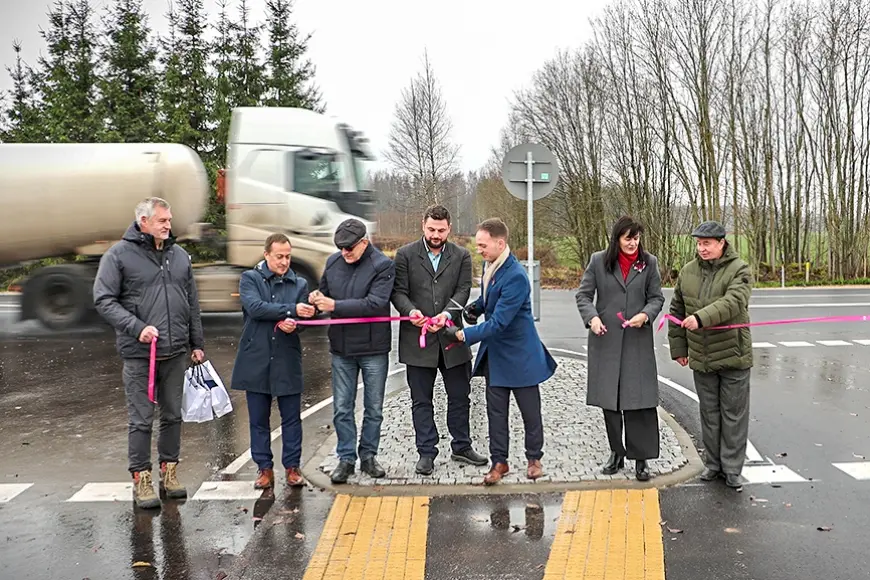 Pašvaldība atjauno ielu, sperot soli pretim uzņēmējiem