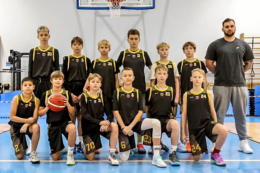 U-13 basketbolisti ar četrām uzvarām startē BBBL pirmajā posmā Rīgā