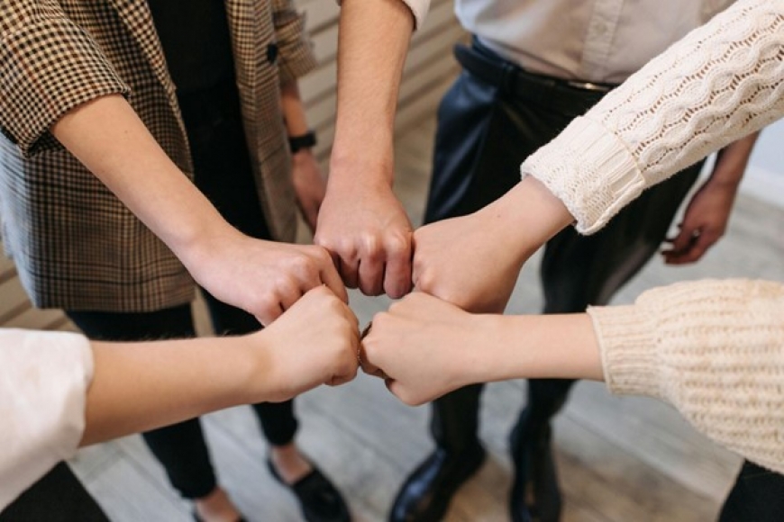 Kā apvienot sportu un izklaidi vienā “team building” pasākumā