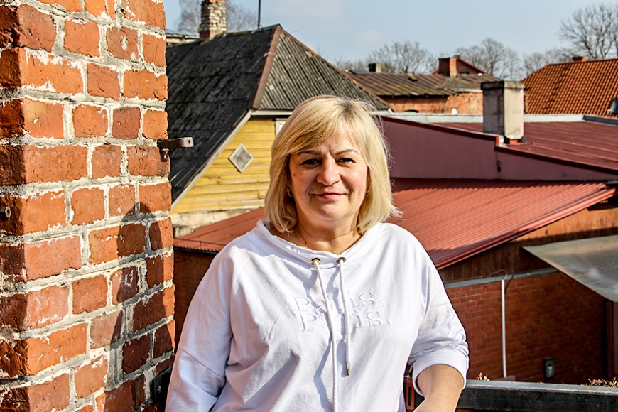 Limbažniece Una bauda laiku kopā ar mazbērniem