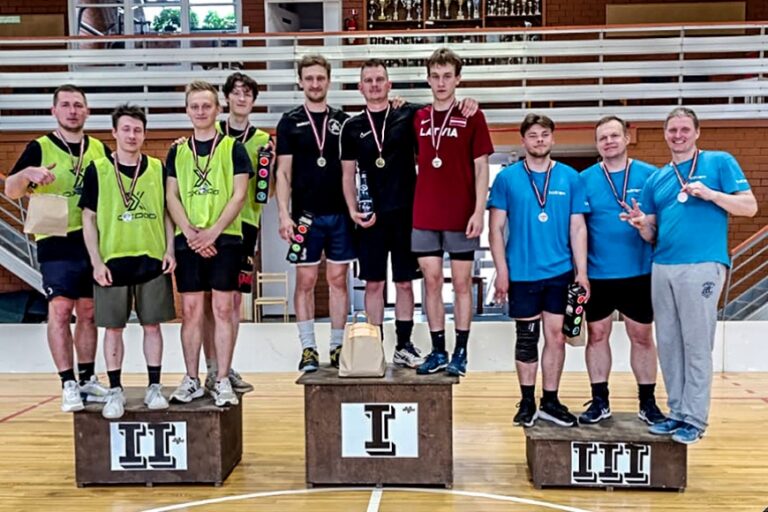 Vidrižos aizvadīts Lieldienu florbola turnīrs