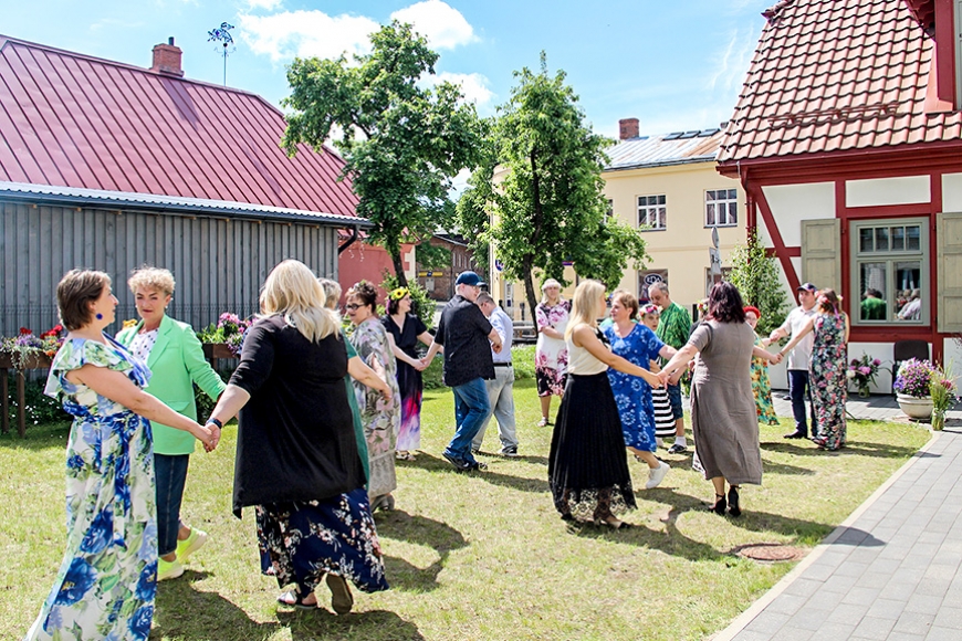 Grupu mājā – kopā radīta saulgriežu svētku sajūta