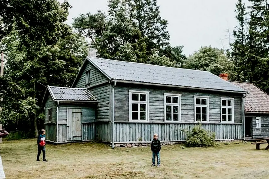 Kurzeme: Aicina ziedot baznīcas jumta atjaunošanai