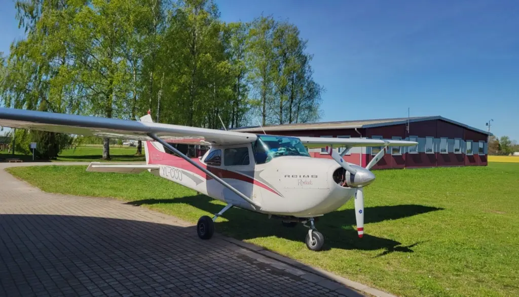 Lapsas un jenotsuņus pret trakumsērgu PVD vakcinēs no gaisa