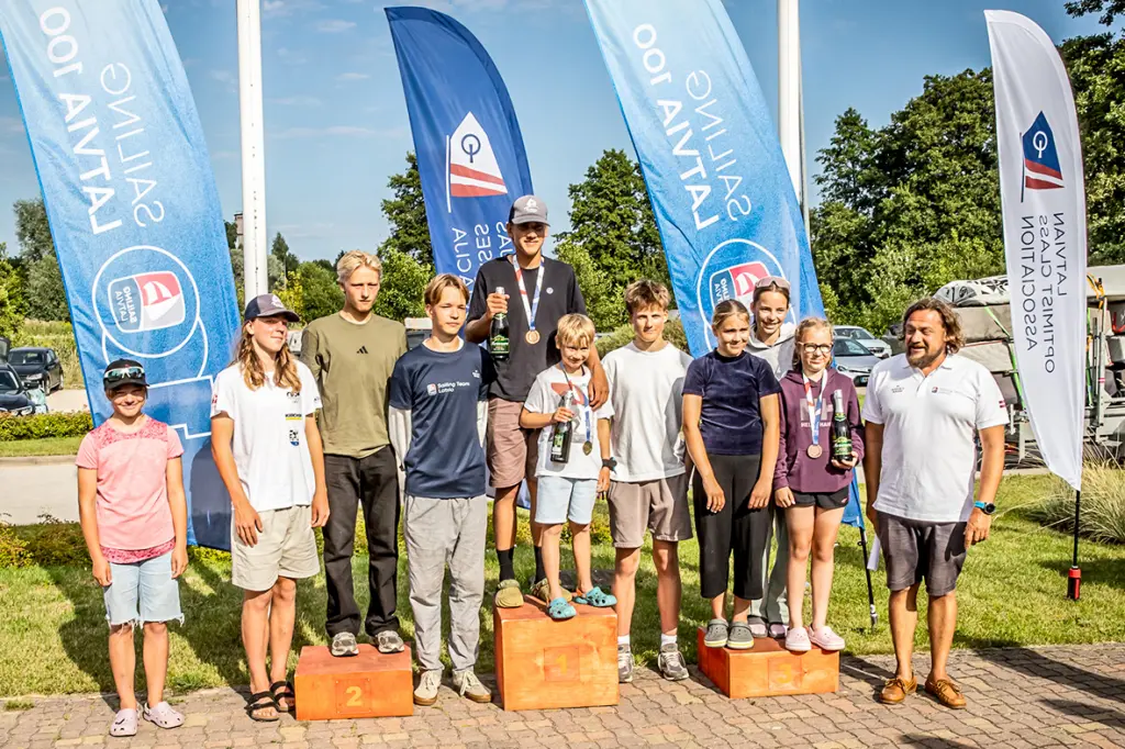 Sporta skolas burātāji ar labiem rezultātiem aizvadījuši Latvijas čempionātu