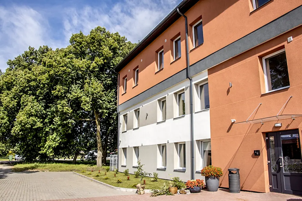 Kurzeme: Tukumā atklāj modernu daudzdzīvokļu māju