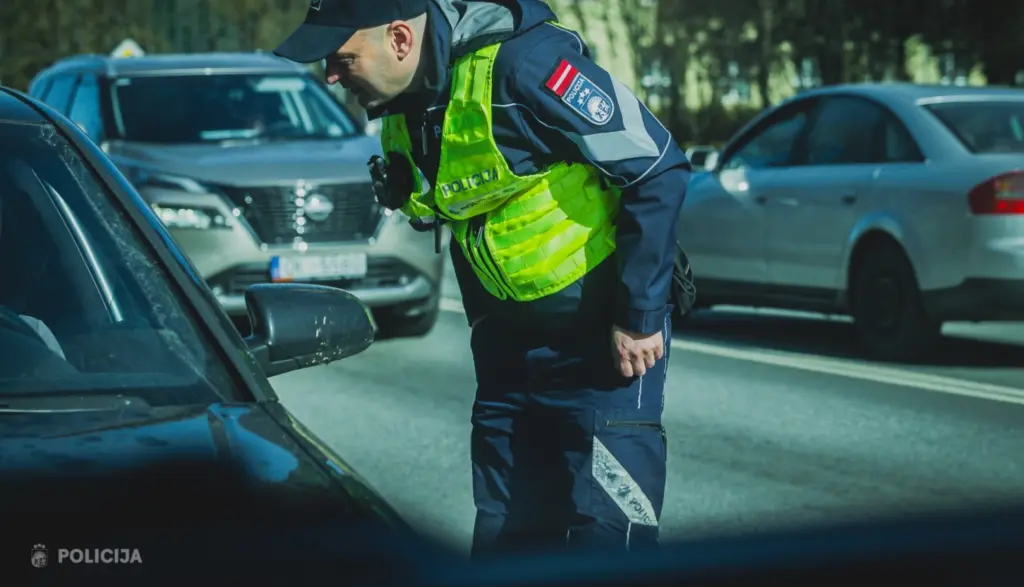 Drošība uz ceļa sākas ar katra izvēli – policija pastiprināti kontrolēs satiksmi