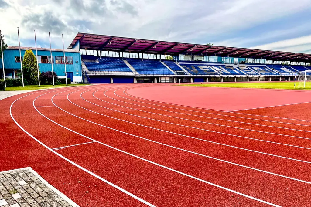 Kurzeme: Ar “Ventspils šķēpiem” atklās rekonstruēto stadionu