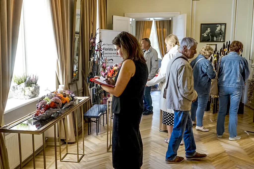 Igatē šogad lielākais floristikas pasākums Latvijā