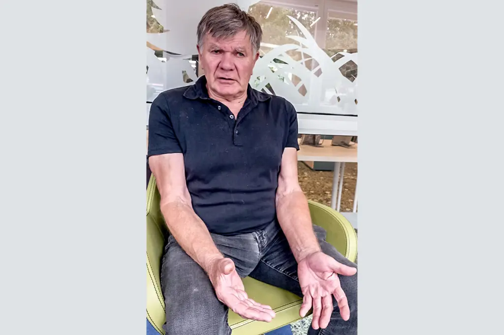 – Mans eņģelītis saprot, ko dara